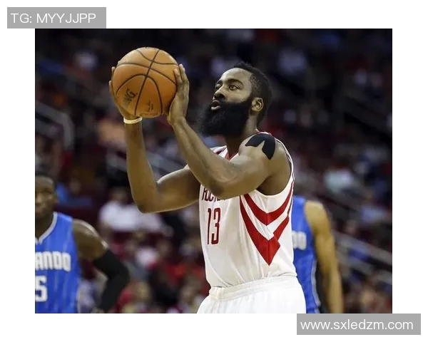 尼古拉·武切维奇谈扬尼斯在比赛最后时刻的风车扣篮