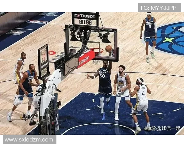 带队取胜！兰德尔21中12砍下31分5板4助1断